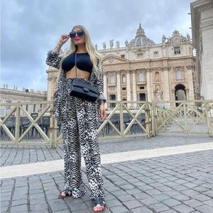 Pants and top print set